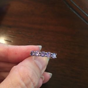 Tanzanite size 6